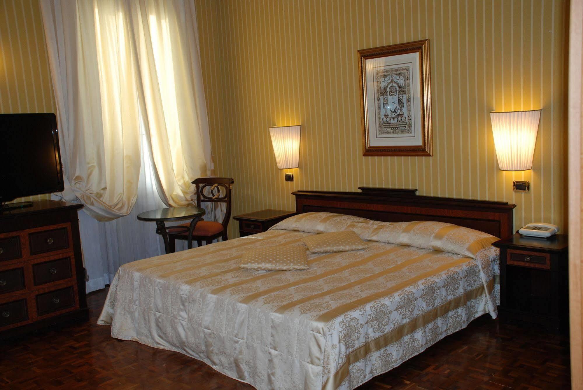 Hotel Cecil Ρώμη Εξωτερικό φωτογραφία