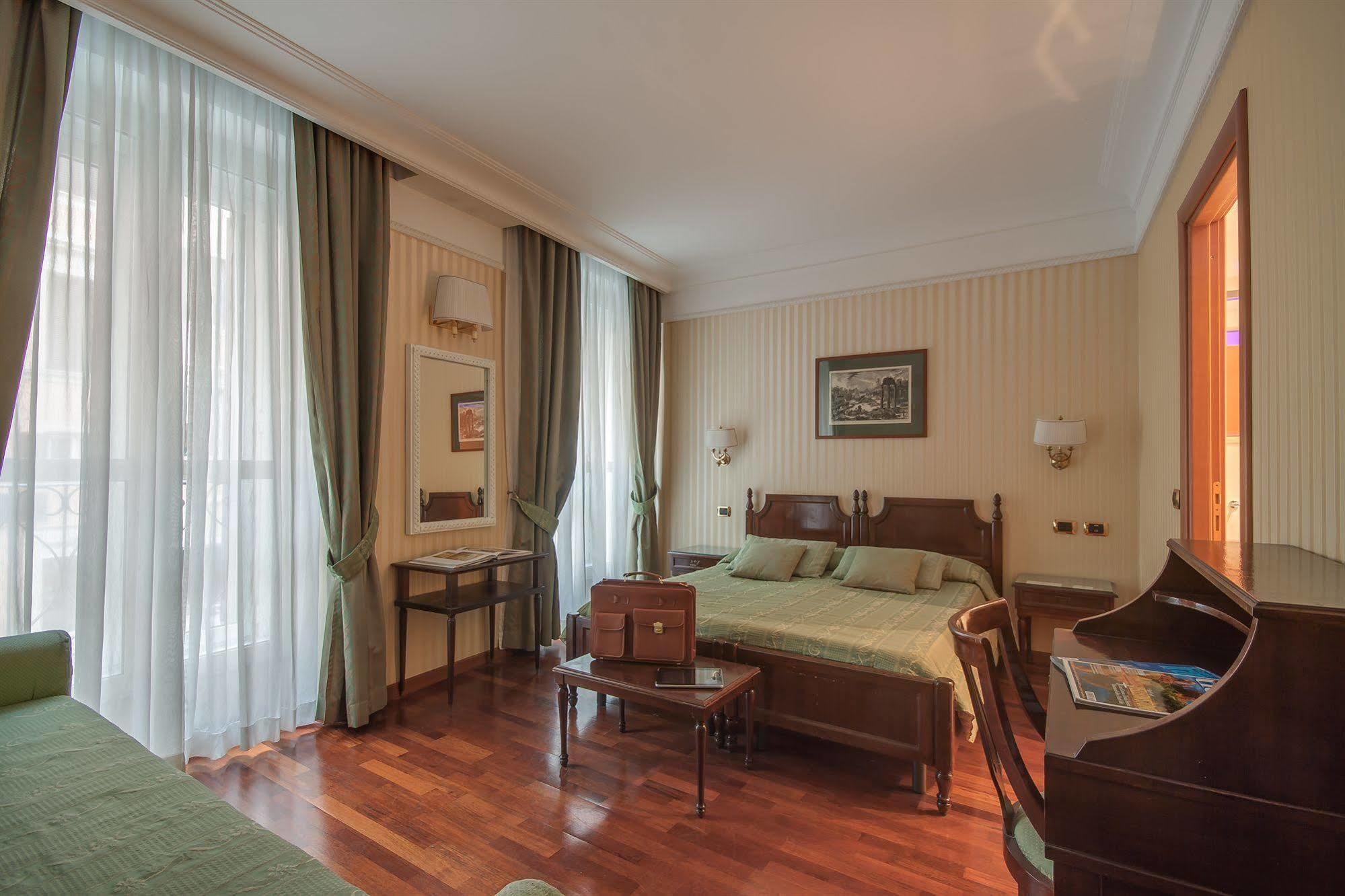 Hotel Cecil Ρώμη Εξωτερικό φωτογραφία