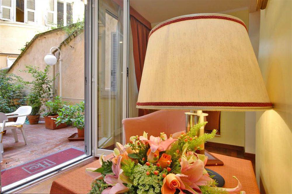 Hotel Cecil Ρώμη Εξωτερικό φωτογραφία